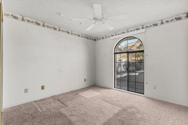 54180 Avenida Cortez, La Quinta CA: https://media.crmls.org/mediaz/d5cbba62-95a4-4347-84e2-050461db2e82.jpg