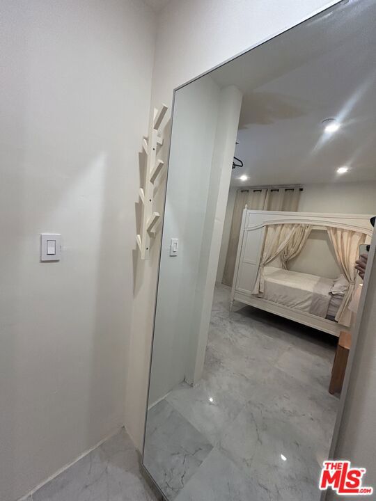 643 N Vista St, Los Angeles CA: https://media.crmls.org/mediaz/d5ccc891-0778-44a7-9842-87f838b85550.jpg