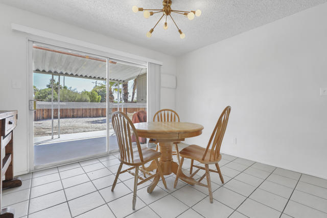 42570 Stephani Circle, Palm Desert CA: https://media.crmls.org/mediaz/d5cd40c4-26c9-47b4-81ab-c6cdf106bbeb.jpg