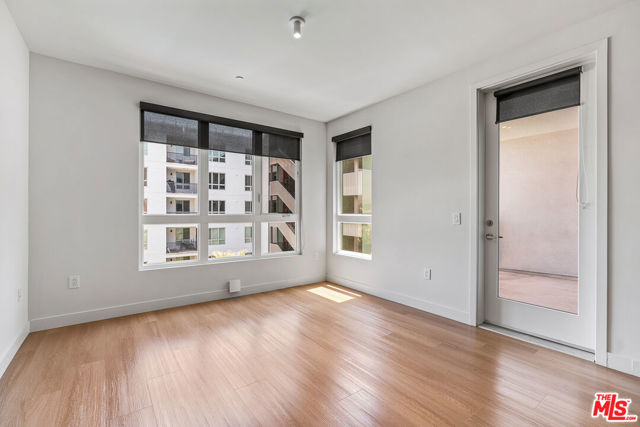 10601 Washington Boulevard, Culver City CA: https://media.crmls.org/mediaz/d5cecdbc-1aca-48e7-a68f-26500004e52a.jpg