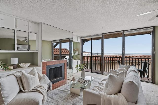 190 Del Mar Shores Ter, Solana Beach, California 92075, 2 Bedrooms Bedrooms, ,2 BathroomsBathrooms,Condominium,For Sale,Del Mar Shores Ter,250035827SD