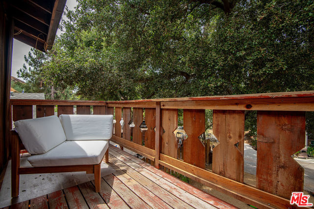 12558 El Merrie Del Drive, Sylmar CA: https://media.crmls.org/mediaz/d5cf1ac6-af60-4cc5-946a-a15365d85e3a.jpg