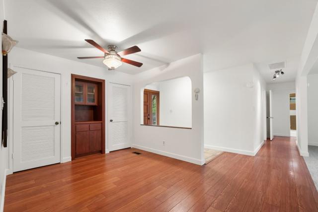 1091 Century Drive, Napa CA: https://media.crmls.org/mediaz/d5d072a9-9794-4edb-a756-46c95cc4aa5a.jpg