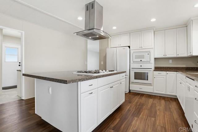 Detail Gallery Image 13 of 54 For 1930 W San Marcos Bld #292,  San Marcos,  CA 92078 - 2 Beds | 2 Baths