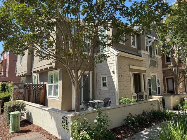 4313 Watson Circle, Santa Clara CA: https://media.crmls.org/mediaz/d5d313d3-6be0-4660-8616-2d7ca19cb9ef.jpg