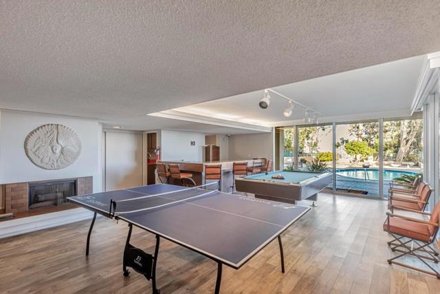 300 Davey Glen Road, Belmont CA: https://media.crmls.org/mediaz/d5d4fed9-6d8c-4a2a-81f7-c173f684ee0f.jpg
