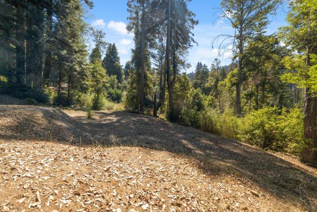 185 Sweetwater Lane, Ben Lomond CA: https://media.crmls.org/mediaz/d5d7bb7e-7280-4645-b30c-585c9fdb3701.jpg