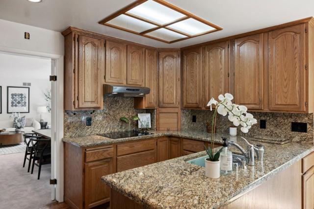 2 Corte Camellia, Millbrae CA: https://media.crmls.org/mediaz/d5d801af-78ca-4381-88db-a793049fec8b.jpg