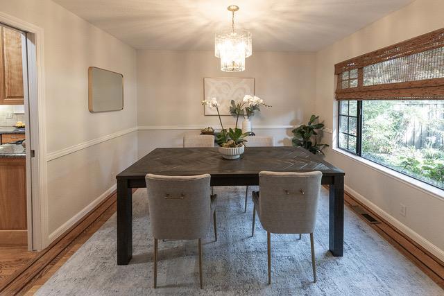 3523 Oak Drive, Menlo Park CA: https://media.crmls.org/mediaz/d5d84cff-540f-4cf6-9126-914190460c63.jpg