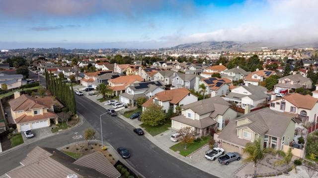 559 Topley Court, Vallejo CA: https://media.crmls.org/mediaz/d5d86eeb-3d31-4d30-9b2d-ff56d65b7fd5.jpg