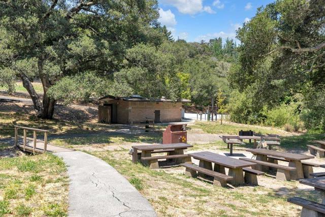 3431 Fleetwood Drive, San Bruno CA: https://media.crmls.org/mediaz/d5d8ddff-0d1b-45b6-901e-c87f043e8d25.jpg