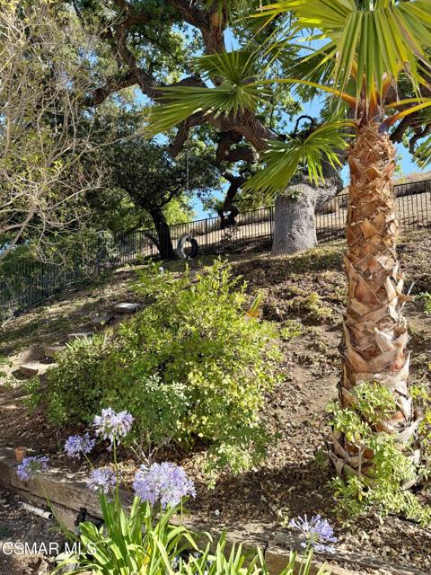 829 Sorrelwood Court, Westlake Village CA: https://media.crmls.org/mediaz/d5d95f9e-b380-4f37-9390-f947d26df97d.jpg