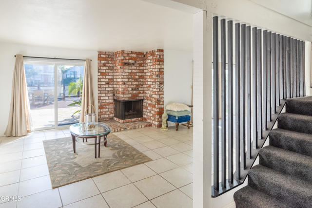 Detail Gallery Image 6 of 36 For 2414 Monaco Dr, Oxnard,  CA 93035 - 4 Beds | 2/1 Baths