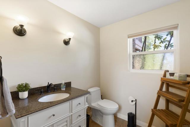 6433 Dehesa Road, El Cajon CA: https://media.crmls.org/mediaz/d5dac0a2-da3c-4077-911a-c05a3a1401b1.jpg