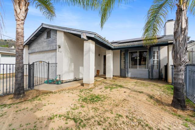 Detail Gallery Image 4 of 26 For 8321 Sheila St, El Cajon,  CA 92021 - 3 Beds | 2 Baths