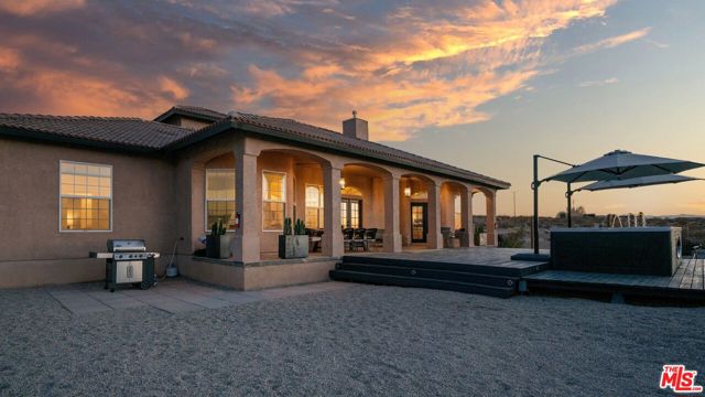 71638 Laura Lane,  CA: https://media.crmls.org/mediaz/d5db7369-c772-4c8e-ba90-ab6cca120cb6.jpg
