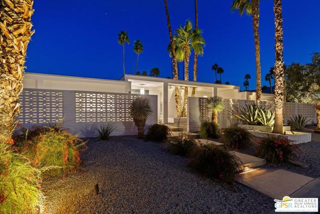 2280 S Camino Real, Palm Springs, CA 92264
