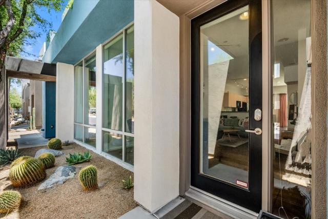 3552 Melody Lane, Palm Springs CA: https://media.crmls.org/mediaz/d5db84e4-cd0e-4acf-9250-6db3a735f384.jpg