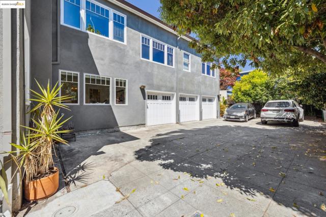 6426 Benvenue Ave, Oakland CA: https://media.crmls.org/mediaz/d5dbe055-1115-48e6-a772-b79942b2653c.jpg