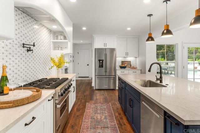 Detail Gallery Image 28 of 65 For 7401 Luna De Oro, Rancho Santa Fe,  CA 92067 - 4 Beds | 3/2 Baths