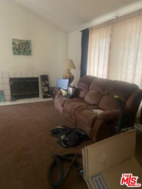 5060 Adobe Drive, Palmdale CA: https://media.crmls.org/mediaz/d5dc9aa8-5ef1-4468-8df8-aa9505b492b7.jpg