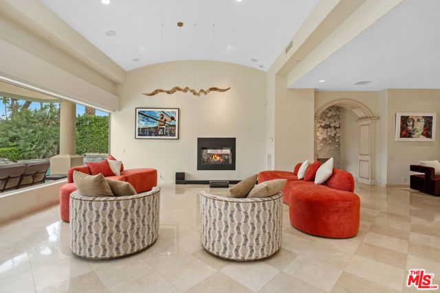 75653 Camino De Paco, Indian Wells CA: https://media.crmls.org/mediaz/d5dde48a-b4c4-4ee8-bc06-61dd840fe991.jpg