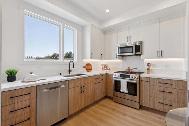 1433 Floribunda Avenue, Burlingame CA: https://media.crmls.org/mediaz/d5ddec7c-ad18-4141-bc34-a6a42551b304.jpg