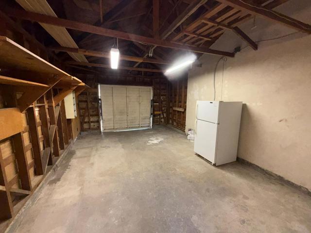 364 Sequoia Street, Salinas CA: https://media.crmls.org/mediaz/d5de5e6d-ee8b-49e6-822b-2831268d85fe.jpg