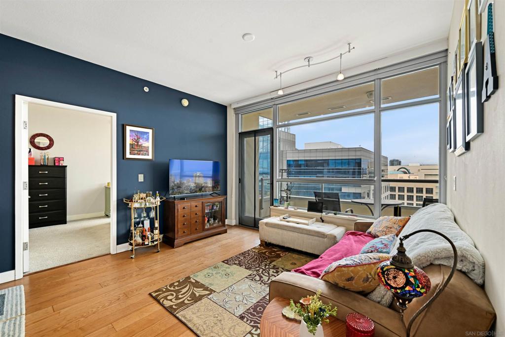 700 E Street - photo 3