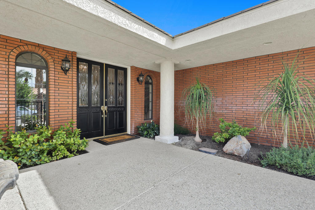 MLS #219138580DA image #3