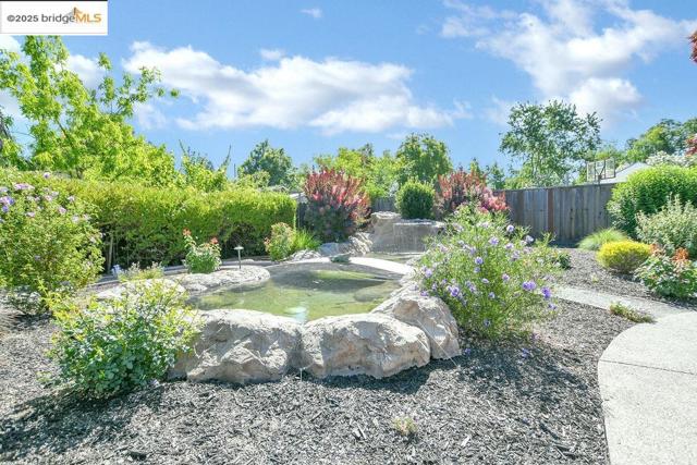 1271 Camino Tassajara, Danville CA: https://media.crmls.org/mediaz/d5df4e5b-abfe-47df-aaac-ed234c4e5510.jpg
