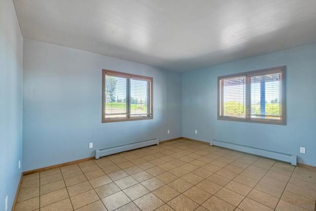 2511 Via Rancheros, Fallbrook CA: https://media.crmls.org/mediaz/d5df6ee8-db13-4082-97fd-98e12d4f26d2.jpg