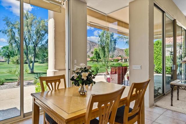 79765 Liga, La Quinta CA: https://media.crmls.org/mediaz/d5e00e49-5ec9-4a05-9aaa-851b637d6f20.jpg