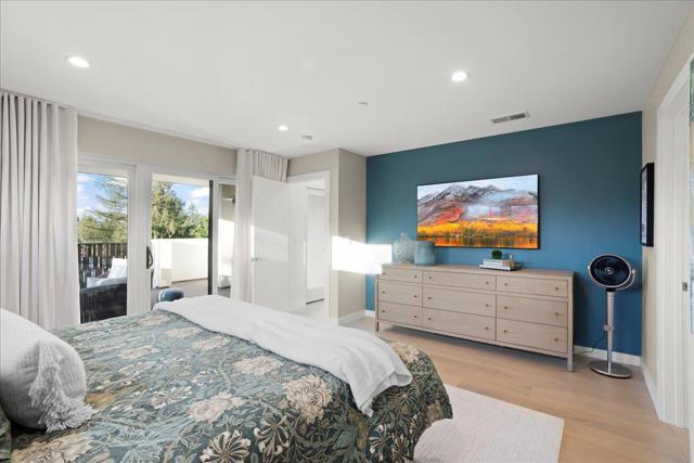 22540 Stevens Creek Boulevard, Cupertino CA: https://media.crmls.org/mediaz/d5e02399-b1e3-480b-a04a-06ef617b22cc.jpg