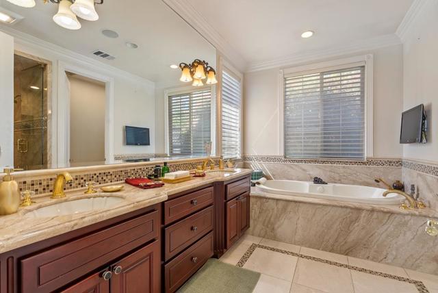 6415 Moores Avenue, Newark CA: https://media.crmls.org/mediaz/d5e0ae31-87fd-4dc1-bd8f-858286a9aafb.jpg