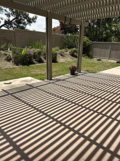 3223 Rancho Quartillo, Carlsbad CA: https://media.crmls.org/mediaz/d5e0c1ac-5ed7-4017-9ad6-a375a5ce98cd.jpg