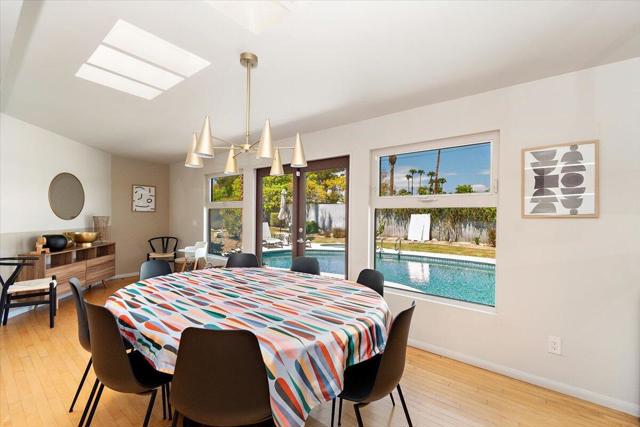 2030 E Amado Road, Palm Springs CA: https://media.crmls.org/mediaz/d5e21045-2b09-4d77-b3ec-46a61c88e0c1.jpg