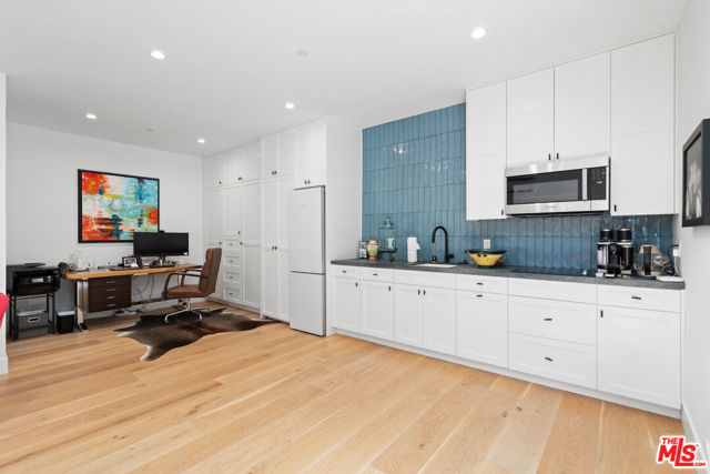 1919 Pinehurst Road, Los Angeles CA: https://media.crmls.org/mediaz/d5e30b74-e2ca-4525-ba7a-2138165be3b1.jpg