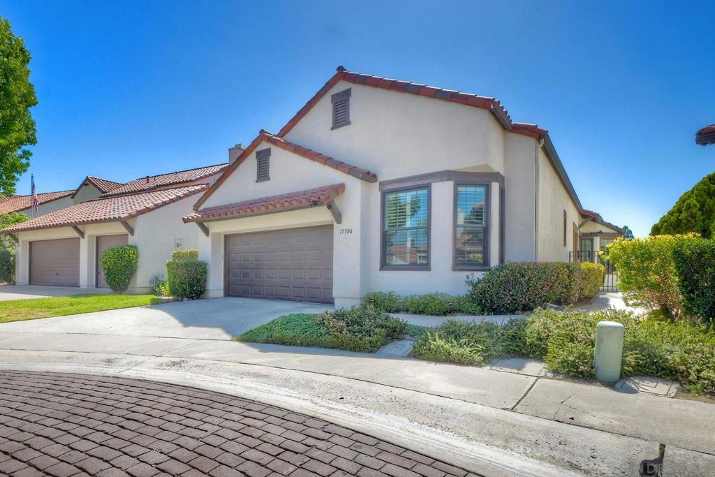 17586 Bocage Point - photo 3