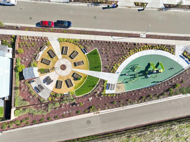 4158 Markovich Ct, Richmond CA: https://media.crmls.org/mediaz/d5e415b4-badd-4f01-8fcd-1cb1be29ad80.jpg