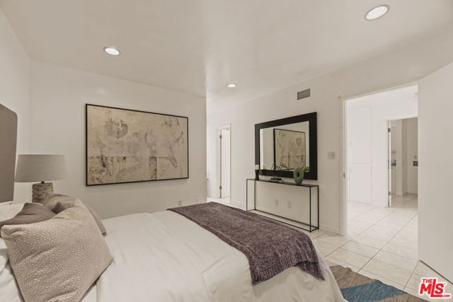 8630 Allenwood Road, Los Angeles CA: https://media.crmls.org/mediaz/d5e561cf-7c70-4805-a402-79564583723f.jpg