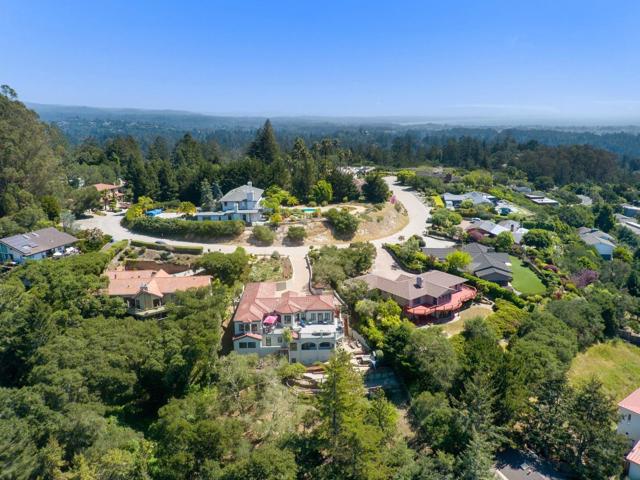 17 Kite Hill Road, Santa Cruz CA: https://media.crmls.org/mediaz/d5e6c49f-4708-442e-bd82-b7d5c31e0bee.jpg