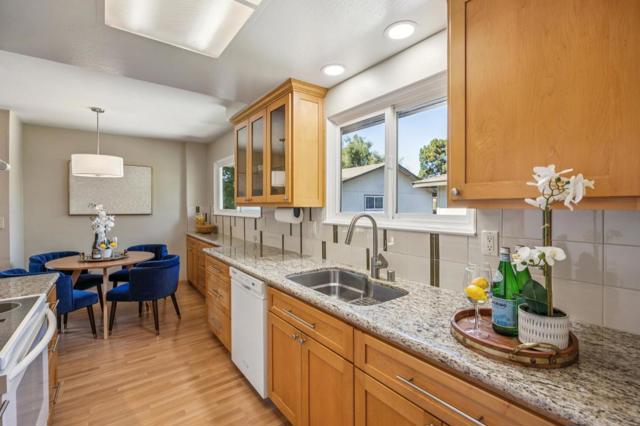 94 Flynn Avenue, Mountain View CA: https://media.crmls.org/mediaz/d5e6d1e4-ebd5-4a32-83e1-589bca9f993f.jpg