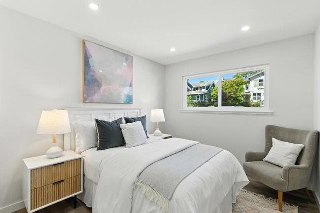 730 Sierra Street, Moss Beach CA: https://media.crmls.org/mediaz/d5e6d2b4-c077-4146-8ca7-84f1d1c980cc.jpg