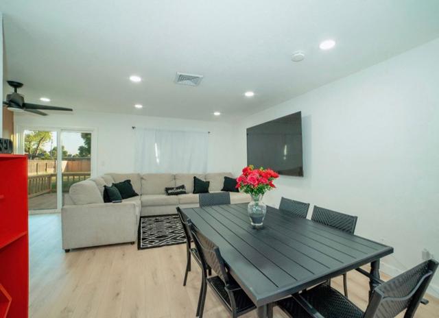 1590 Dale Avenue, Merced CA: https://media.crmls.org/mediaz/d5e700f3-2ad1-4839-94d8-7aa5a751c9da.jpg