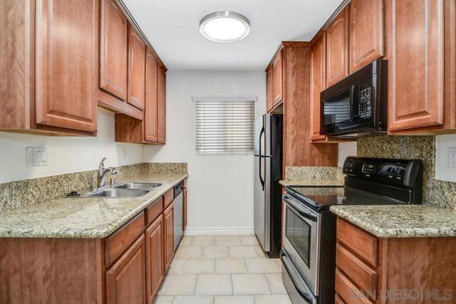 Image 11 of 25 For 4737 34th St  Unit #7
