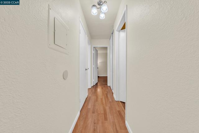 3641 Clayton Rd, Concord CA: https://media.crmls.org/mediaz/d5e94a0e-f1ae-4001-b352-75928b1ac54b.jpg