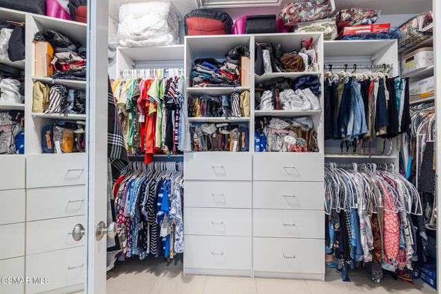 1504 Arroyo View Street, Newbury Park CA: https://media.crmls.org/mediaz/d5e9f28d-1a50-448c-a705-6f4e9cdcf5df.jpg