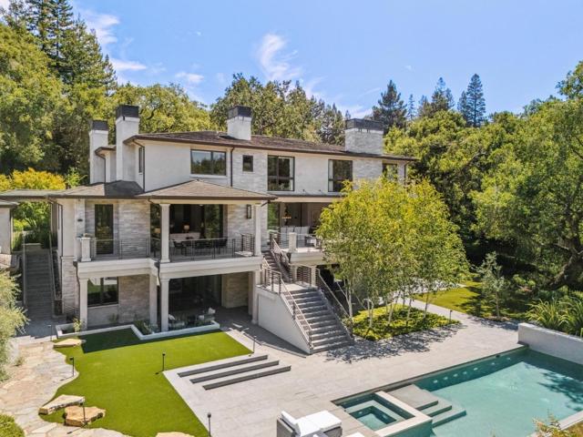 1 Tallwood Court, Atherton CA: https://media.crmls.org/mediaz/d5eaba53-b5c1-44bd-be4c-444f4889a0cd.jpg