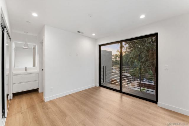 3653 Wilson Ave, San Diego CA: https://media.crmls.org/mediaz/d5eb10b4-db6d-462c-bda5-854ff68731a1.jpg